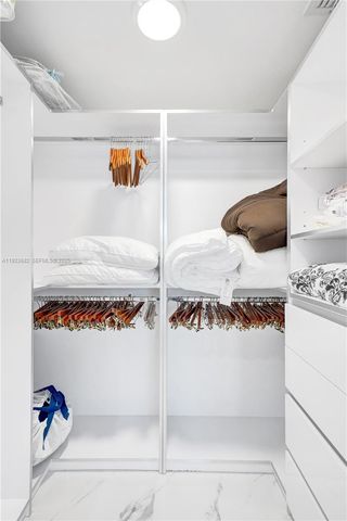 4000 Island Blvd 2301, Aventura, FL 33160