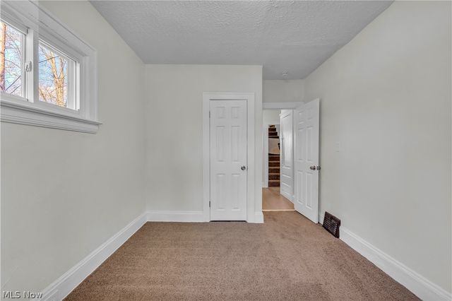 12905 Watterson Avenue, Cleveland, OH 44105