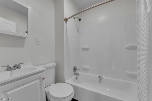 12905 Watterson Avenue, Cleveland, OH 44105