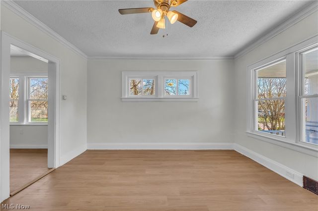 12905 Watterson Avenue, Cleveland, OH 44105