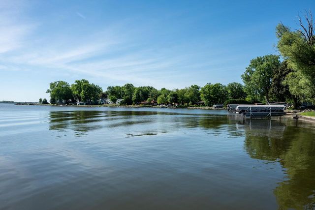 604 Lake Shore Drive, Beaver Dam, WI 53916