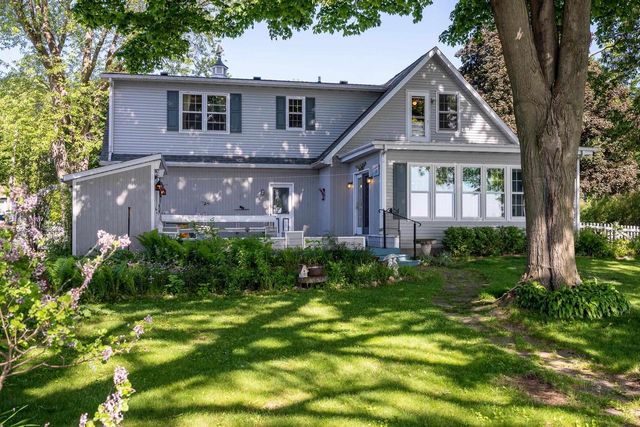 604 Lake Shore Drive, Beaver Dam, WI 53916