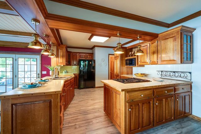 604 Lake Shore Drive, Beaver Dam, WI 53916