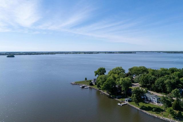 604 Lake Shore Drive, Beaver Dam, WI 53916