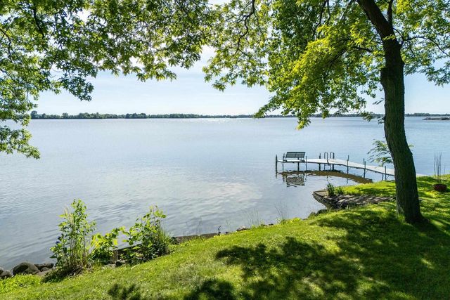 604 Lake Shore Drive, Beaver Dam, WI 53916