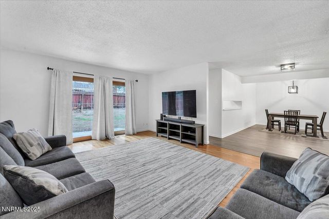 745 Akard Drive, Reno, NV 89503