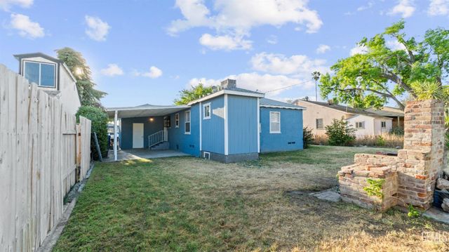 1700 Esther Drive, Bakersfield, CA 93308