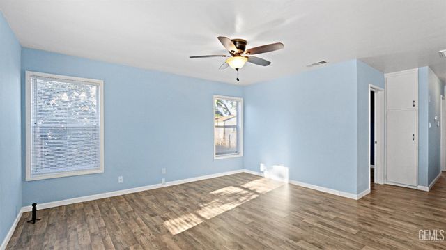 1700 Esther Drive, Bakersfield, CA 93308