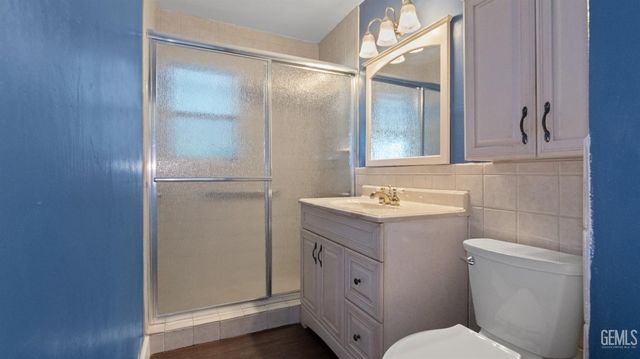 1700 Esther Drive, Bakersfield, CA 93308