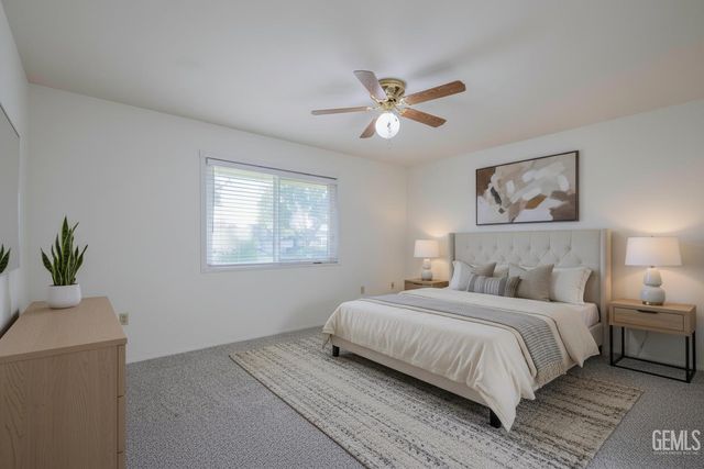 504 Cherry Hills Drive, Bakersfield, CA 93309