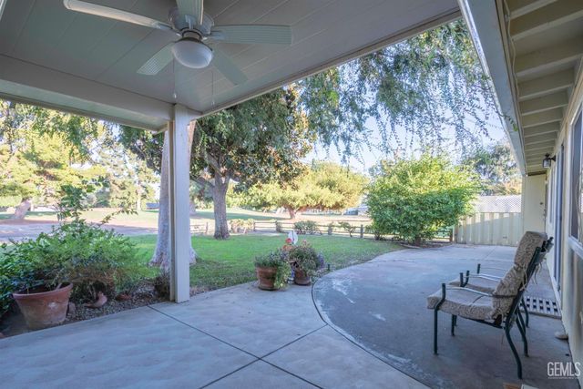 504 Cherry Hills Drive, Bakersfield, CA 93309