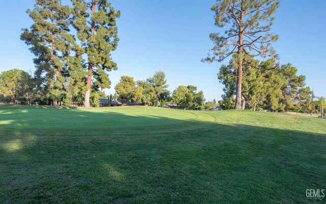 504 Cherry Hills Drive, Bakersfield, CA 93309