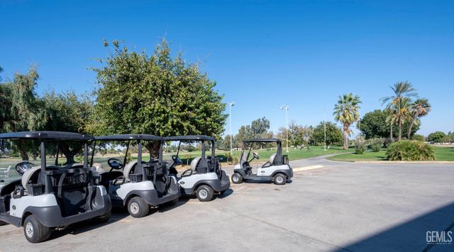 504 Cherry Hills Drive, Bakersfield, CA 93309