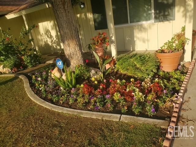 504 Cherry Hills Drive, Bakersfield, CA 93309