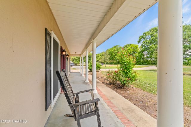 1554 Declouet Highway, Breaux Bridge, LA 70517