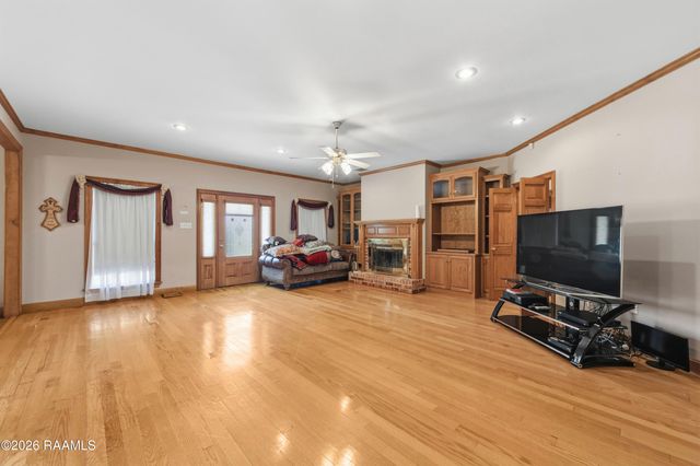 1554 Declouet Highway, Breaux Bridge, LA 70517