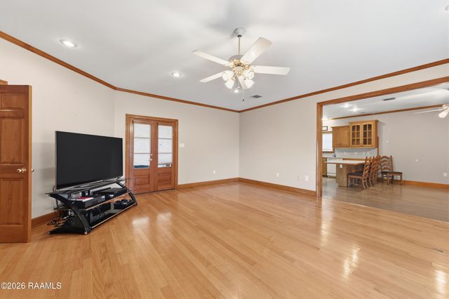 1554 Declouet Highway, Breaux Bridge, LA 70517