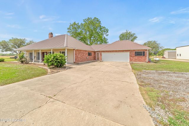 1554 Declouet Highway, Breaux Bridge, LA 70517