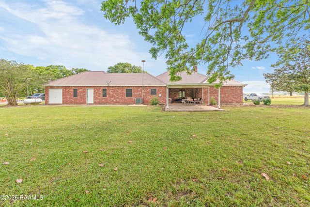 1554 Declouet Highway, Breaux Bridge, LA 70517