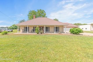 1554 Declouet Highway, Breaux Bridge, LA 70517