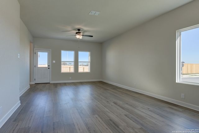 12845 Hills Plains Dr., Schertz, TX 78108