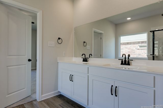 12845 Hills Plains Dr., Schertz, TX 78108