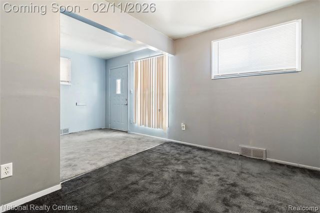 13525 Evergreen Road, Detroit, MI 48223