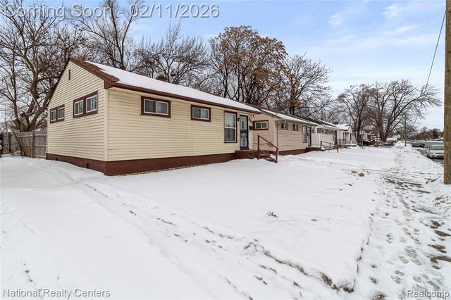 13525 Evergreen Road, Detroit, MI 48223