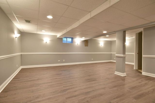 171 E Hale Street, Elmhurst, IL 60126