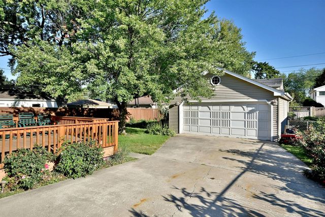 171 E Hale Street, Elmhurst, IL 60126