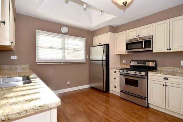 171 E Hale Street, Elmhurst, IL 60126
