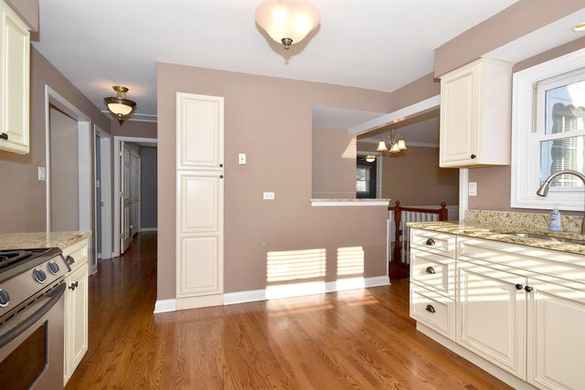 171 E Hale Street, Elmhurst, IL 60126