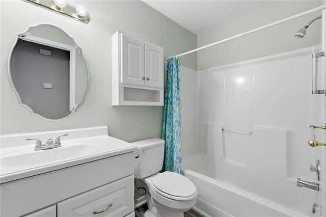 616 Twilight Drive, Raymore, MO 64012