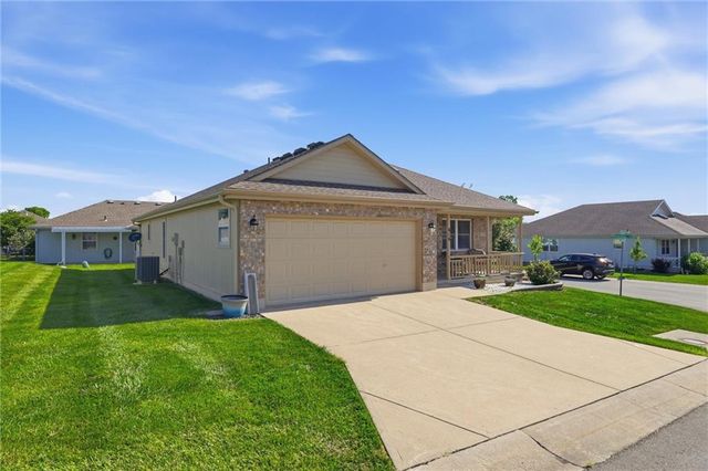 616 Twilight Drive, Raymore, MO 64012