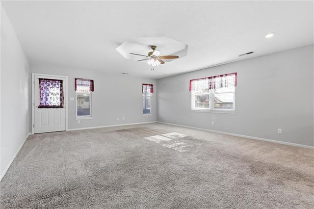 616 Twilight Drive, Raymore, MO 64012