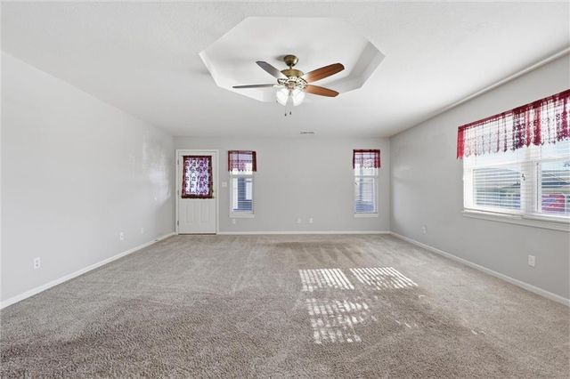 616 Twilight Drive, Raymore, MO 64012