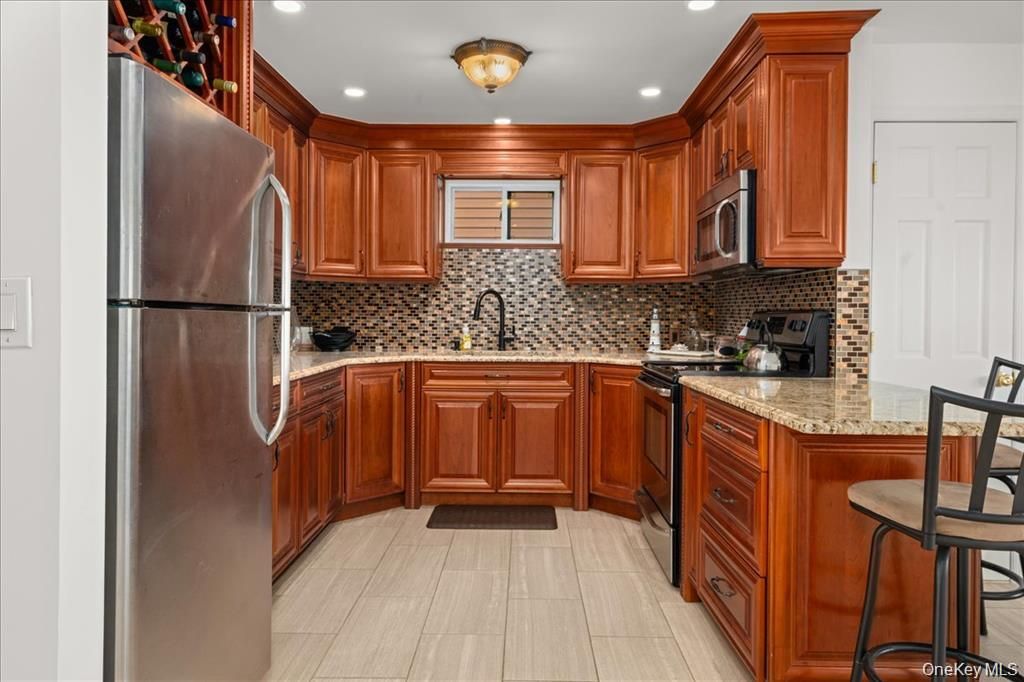19 W 13th Road, Broad Channel, NY 11693 — photo 4