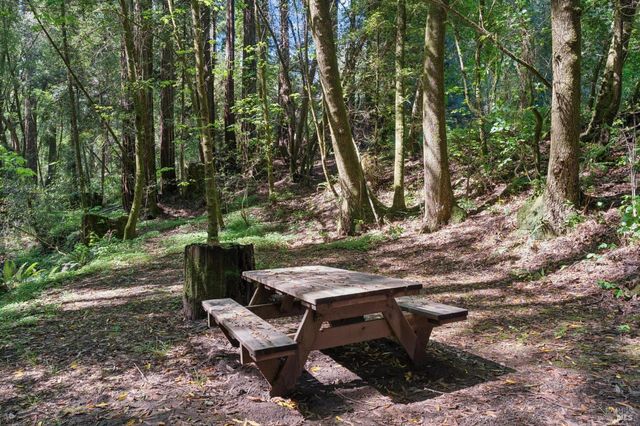 11910 Graton Rd, Sebastopol, CA 95472