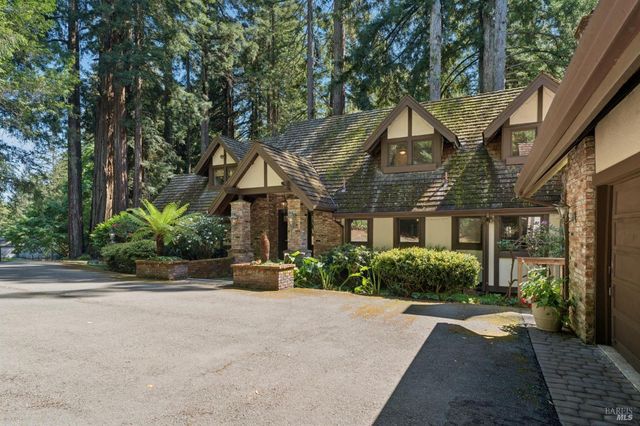 11910 Graton Rd, Sebastopol, CA 95472