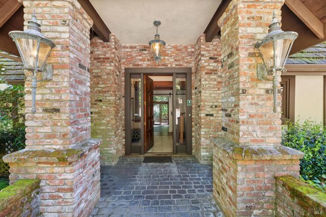 11910 Graton Rd, Sebastopol, CA 95472