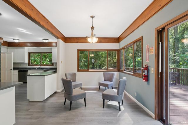 11910 Graton Rd, Sebastopol, CA 95472