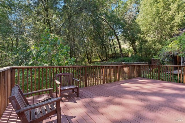 11910 Graton Rd, Sebastopol, CA 95472