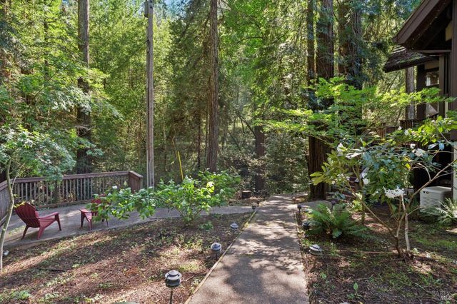 11910 Graton Rd, Sebastopol, CA 95472