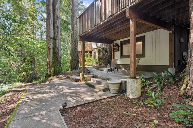 11910 Graton Rd, Sebastopol, CA 95472