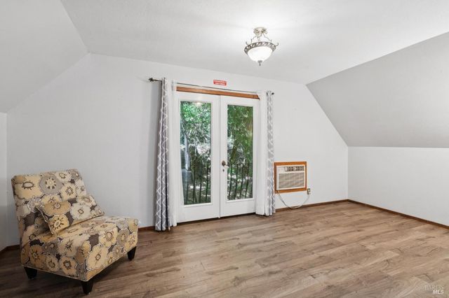 11910 Graton Rd, Sebastopol, CA 95472