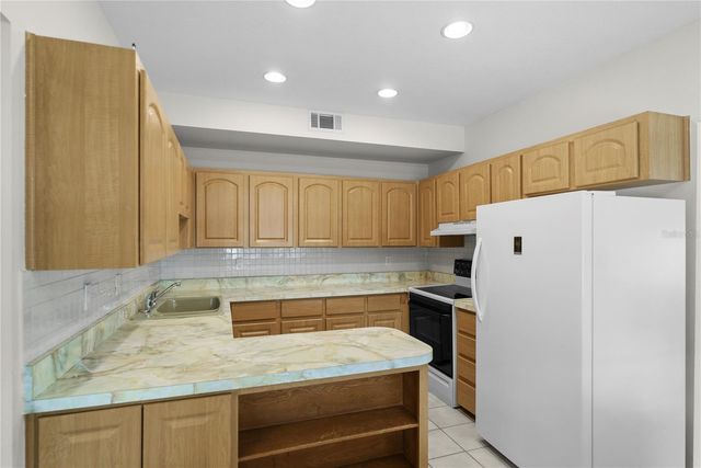 3177 DAWLEY AVENUE, Orlando, FL 32806