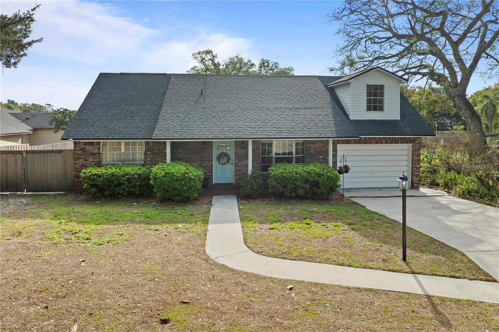 Image 2 of property listing at 3177 DAWLEY AVENUE, Orlando, FL 32806