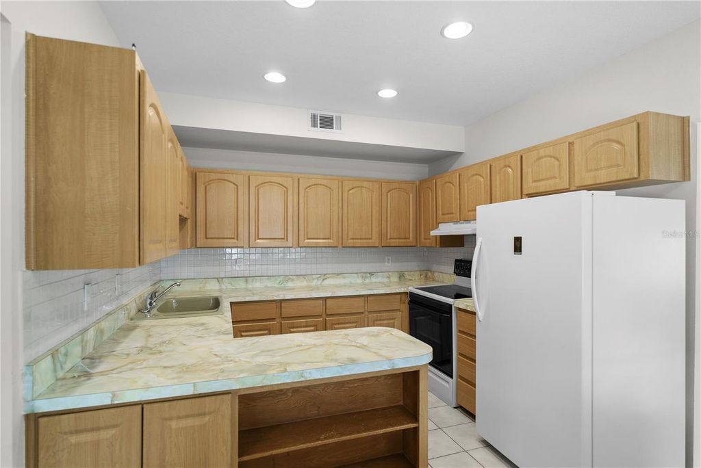 Image 14 of property listing at 3177 DAWLEY AVENUE, Orlando, FL 32806