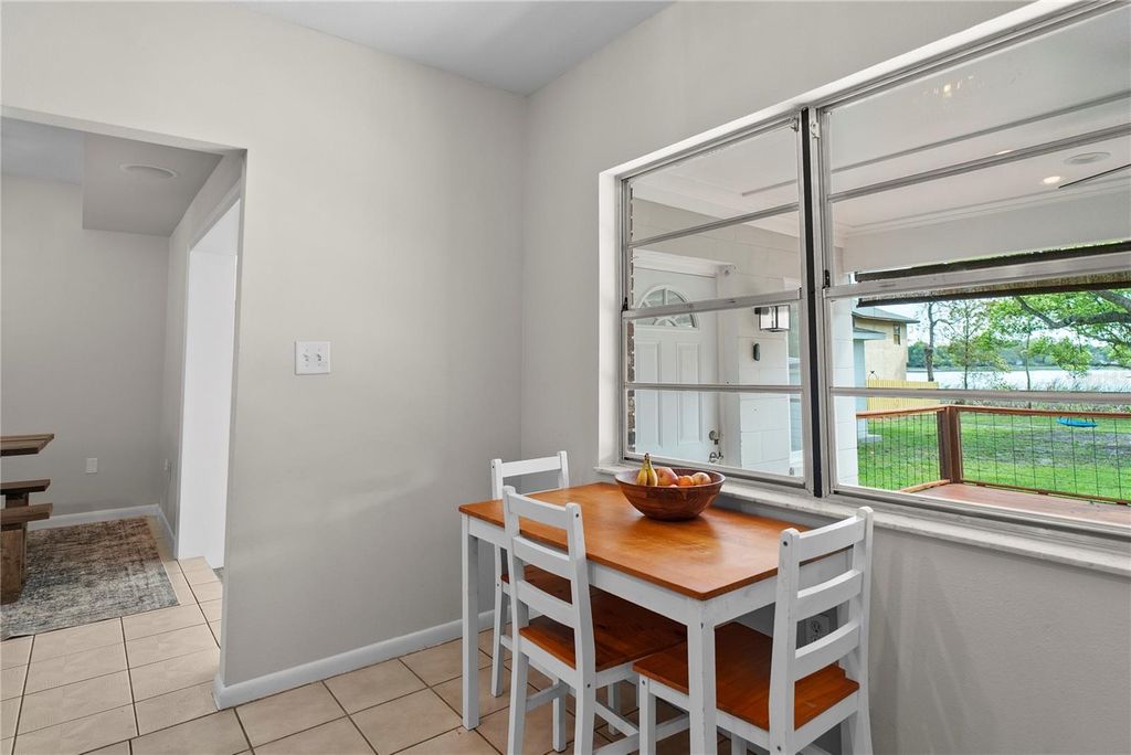 Image 15 of property listing at 3177 DAWLEY AVENUE, Orlando, FL 32806