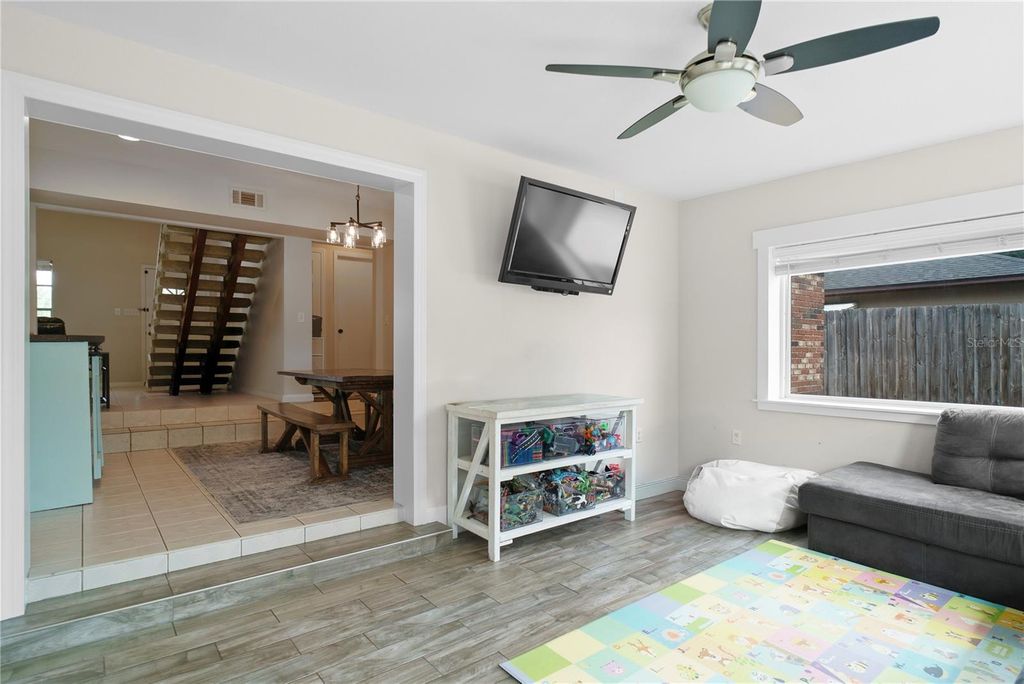 Image 19 of property listing at 3177 DAWLEY AVENUE, Orlando, FL 32806